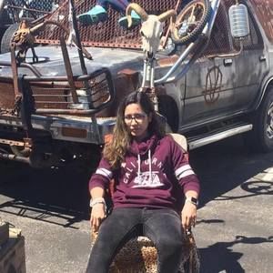 Meet your Posher, Hattye